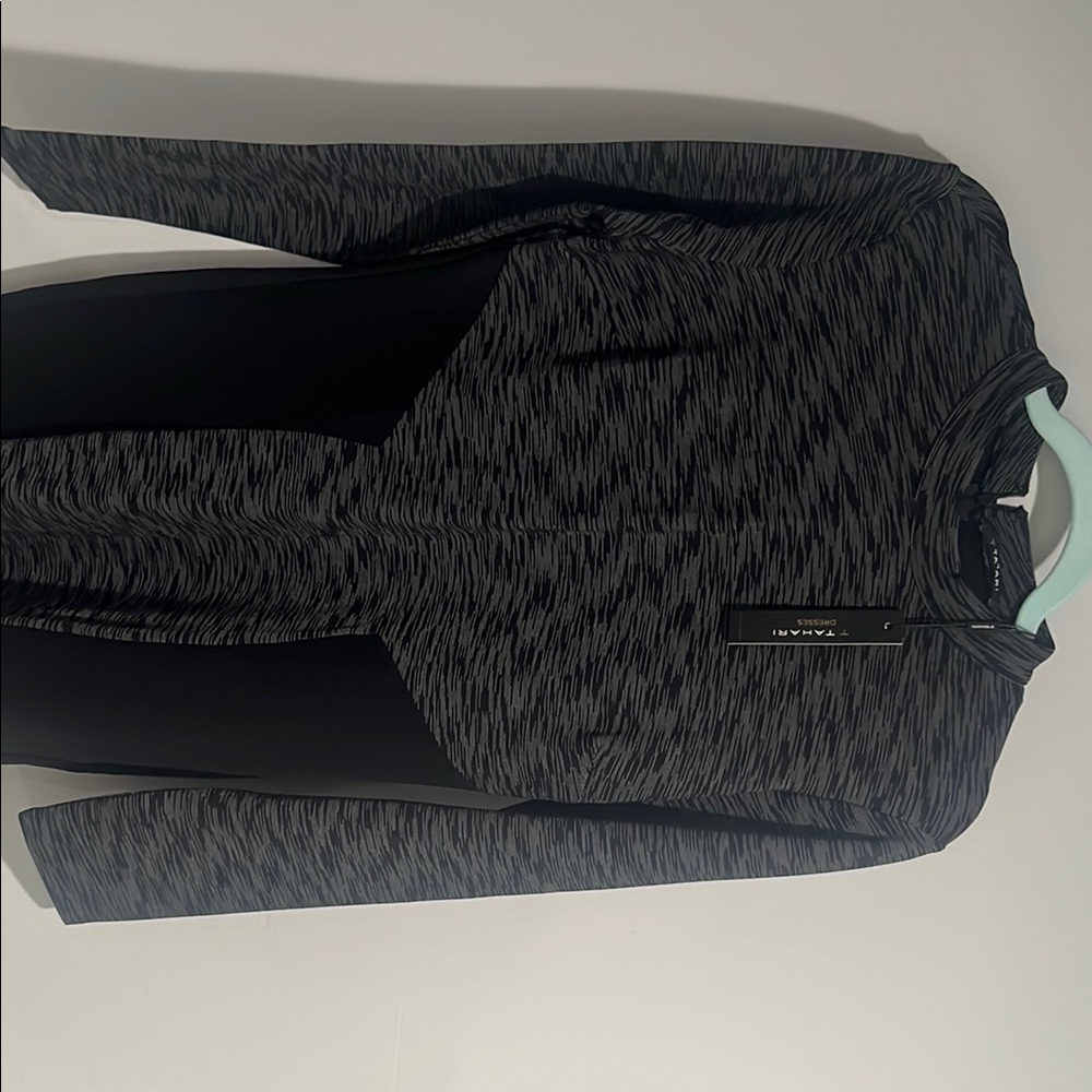 Tahari Black and Gray Blazer Modern Sleek Design